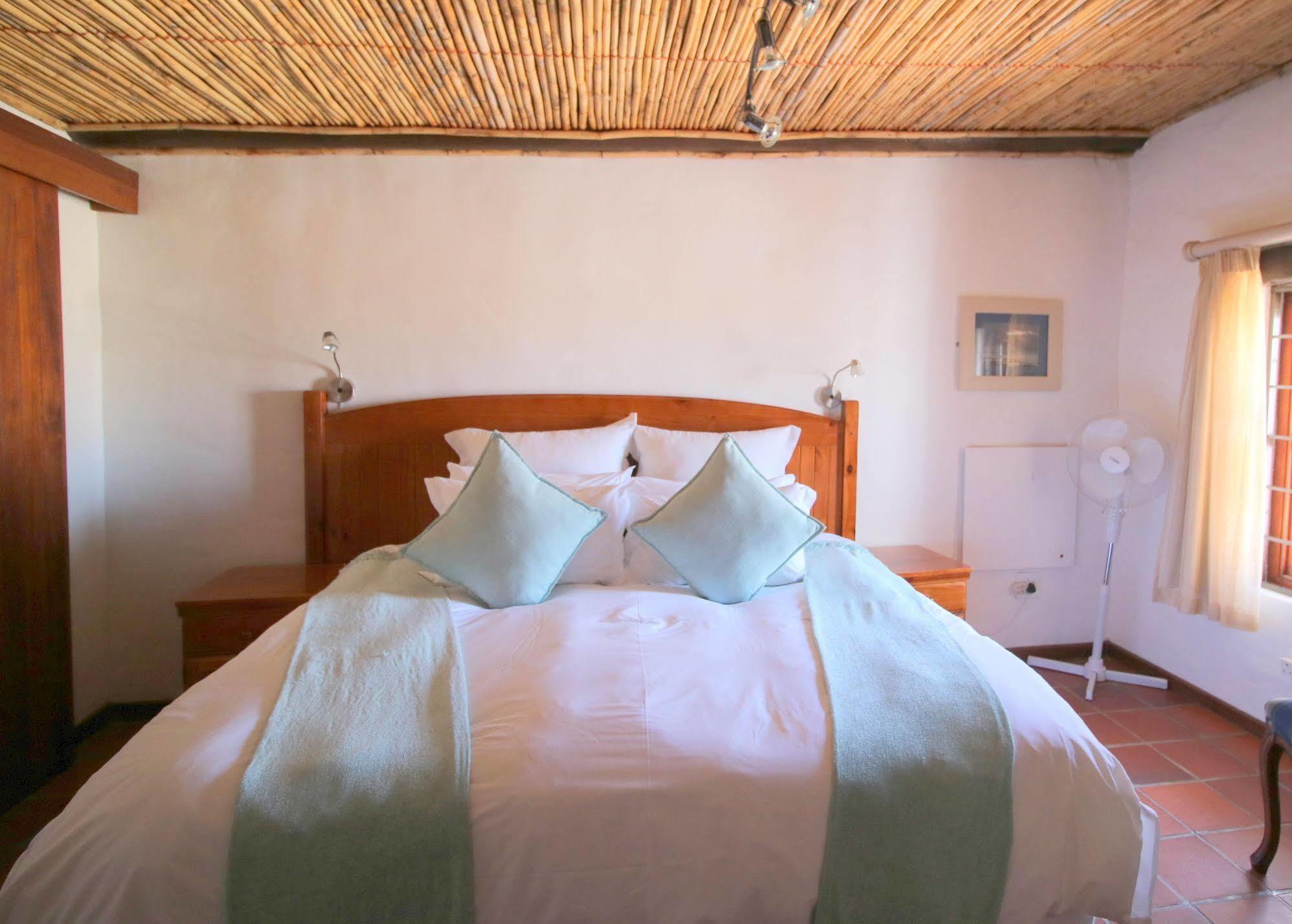 Baywatch Guest House Paternoster Exterior photo