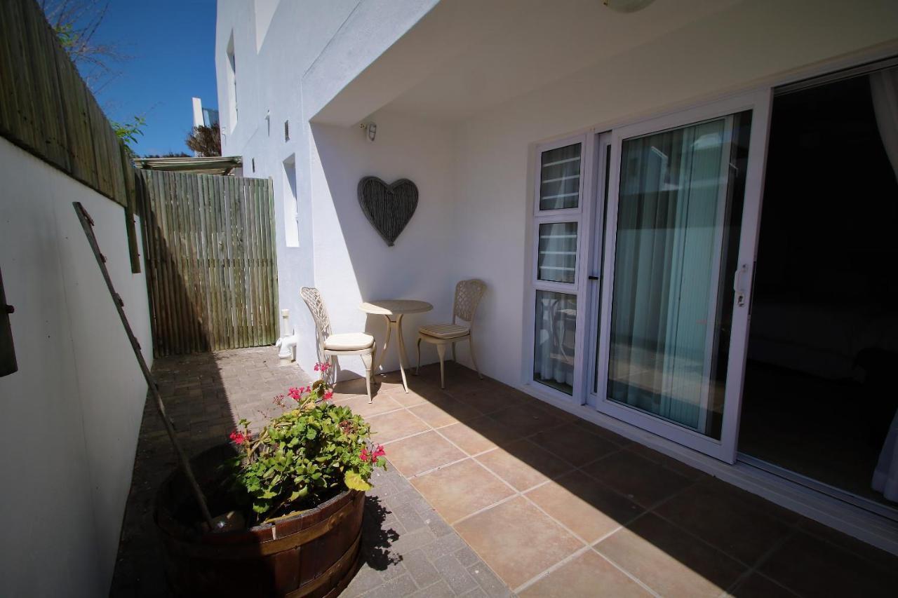 Baywatch Guest House Paternoster Exterior photo